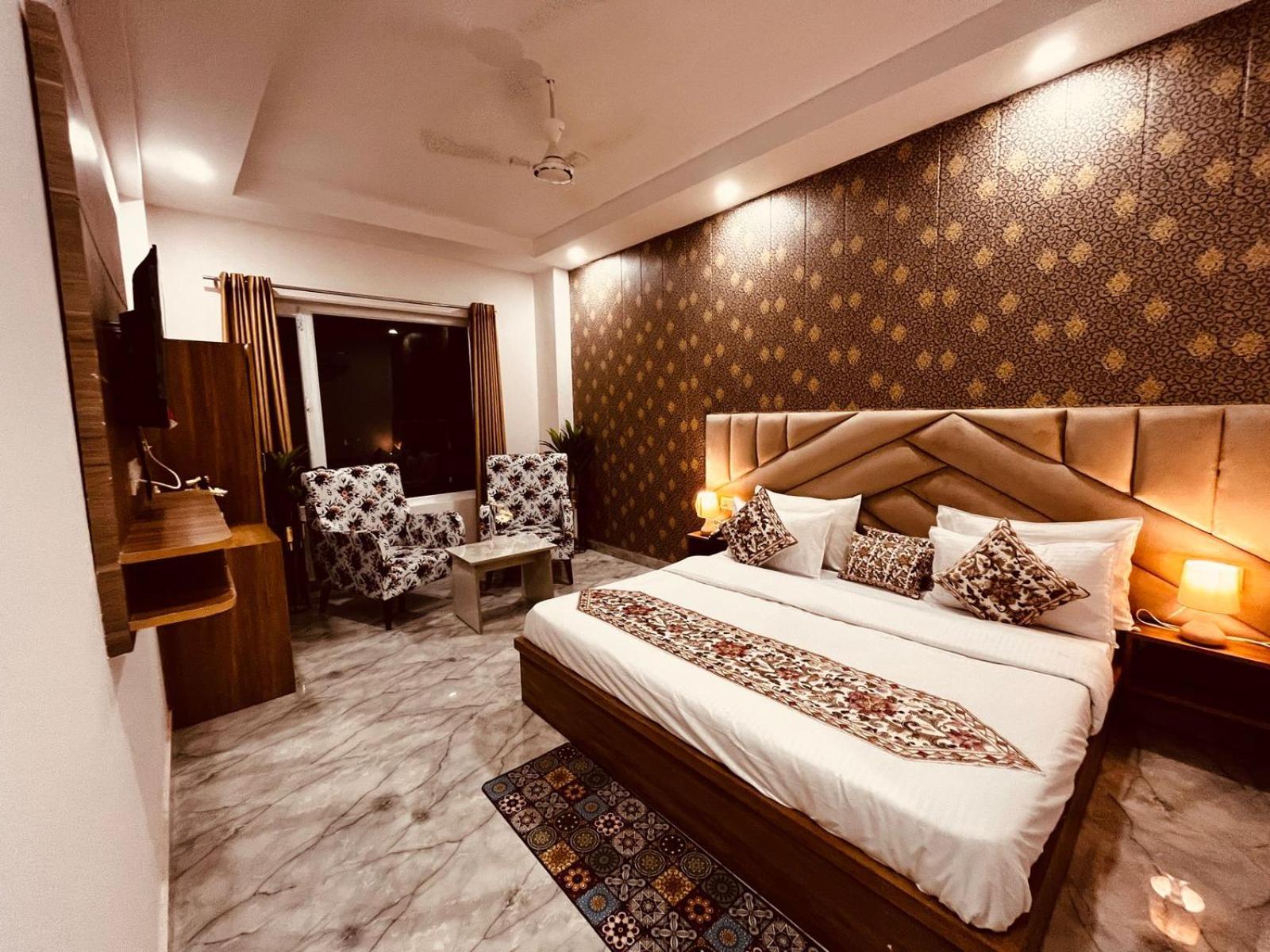 Hotel Krish Manali (Himachal Pradesh)